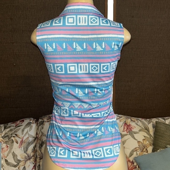 Full Wedge Golf – Pin Hunter 2.0 Polo – Woman’s - Picture 6 of 9